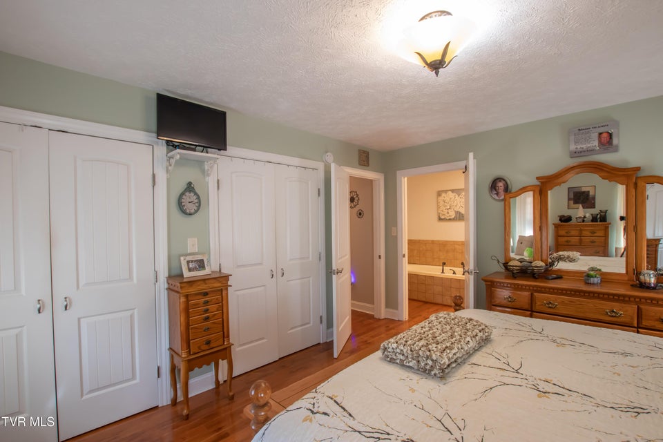 Photo #20: 615 Monte Vista Drive