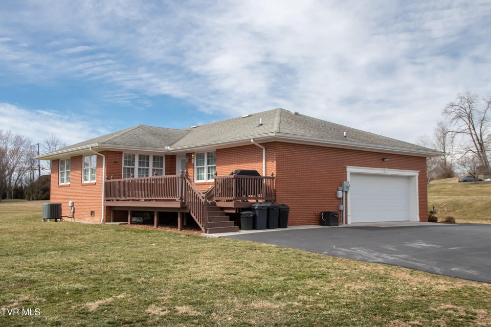 Photo #35: 615 Monte Vista Drive
