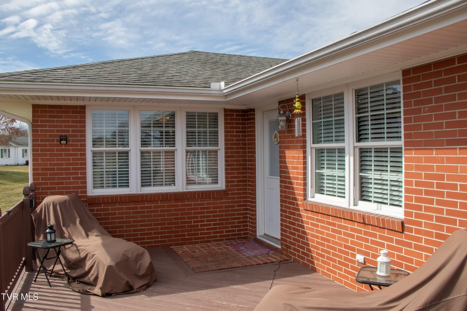 Photo #33: 615 Monte Vista Drive