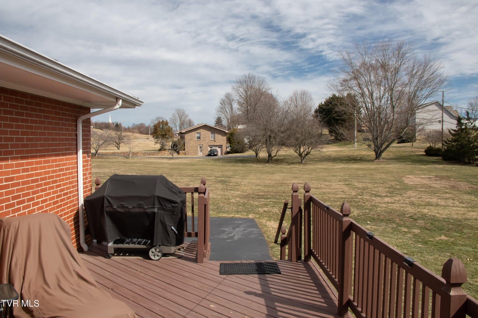 Photo #34: 615 Monte Vista Drive