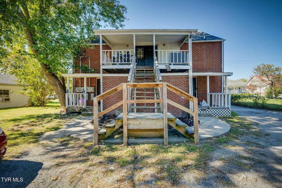 Photo #4: 1527-1529 Fuller Street