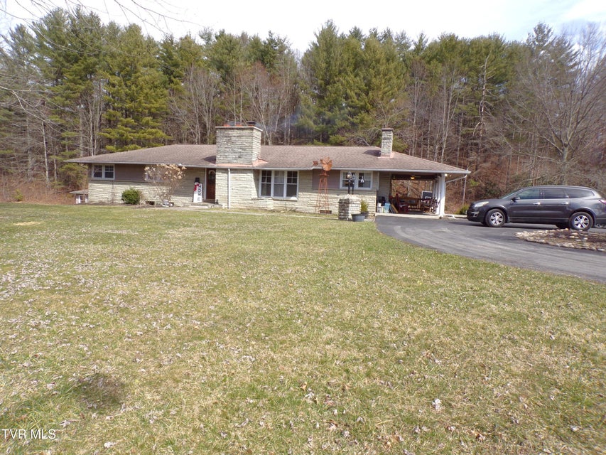 Photo #100: 955 Beechtree Road