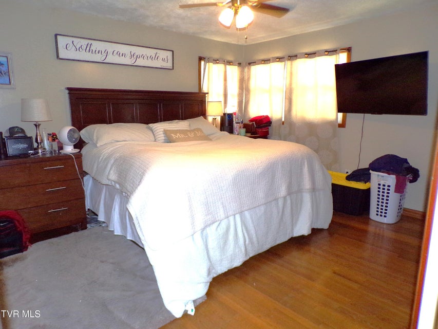 Photo #49: 955 Beechtree Road