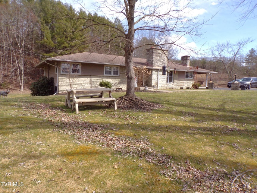 Photo #20: 955 Beechtree Road