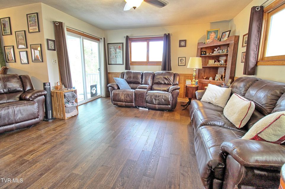Photo #13: 305 Timberlane Road