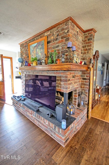 Photo #12: 305 Timberlane Road