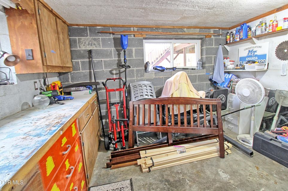 Photo #31: 305 Timberlane Road