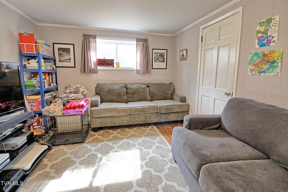 Photo #32: 305 Timberlane Road