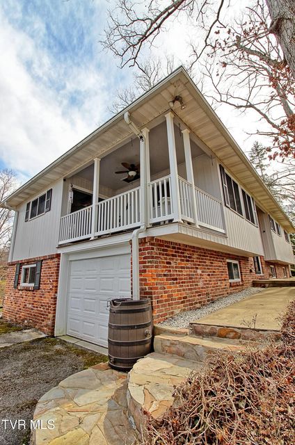 Photo #41: 305 Timberlane Road