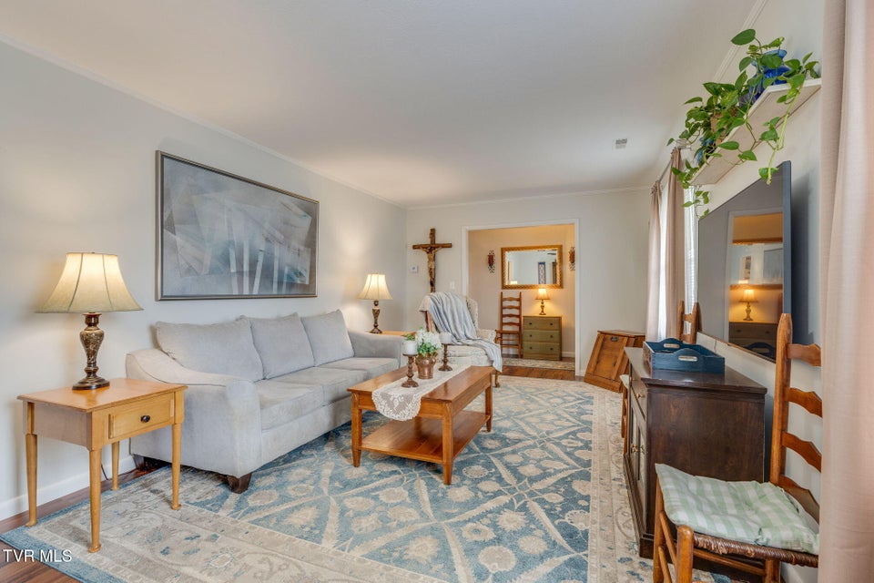 Photo #7: 1425 Glenmar Avenue