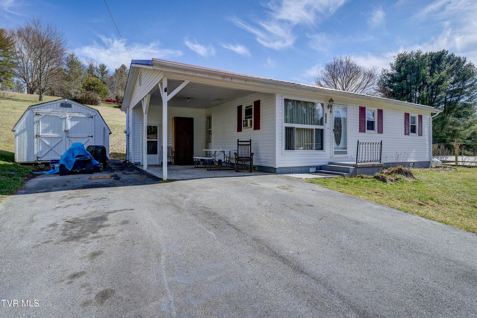 Photo #4: 142 Cressview Rd Road
