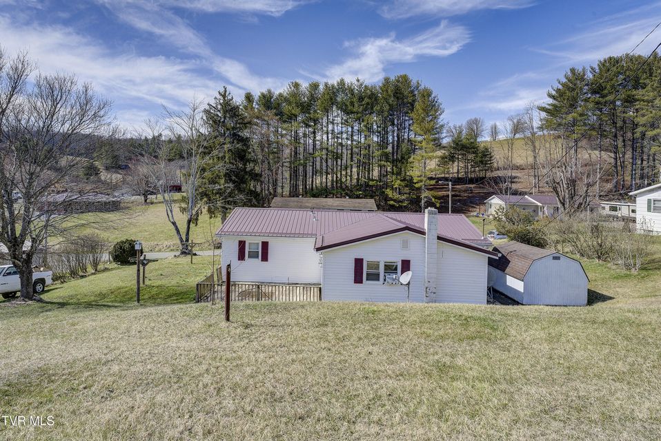 Photo #7: 142 Cressview Rd Road