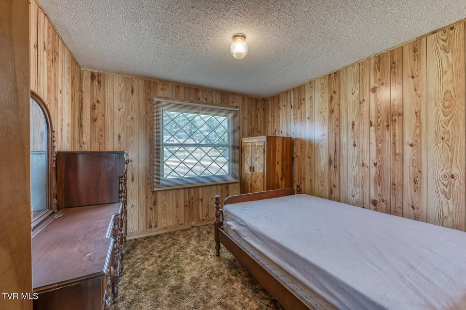 Photo #43: 615 Parkway Boulevard