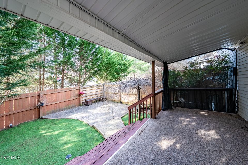 Photo #8: 1831 Oakland Avenue