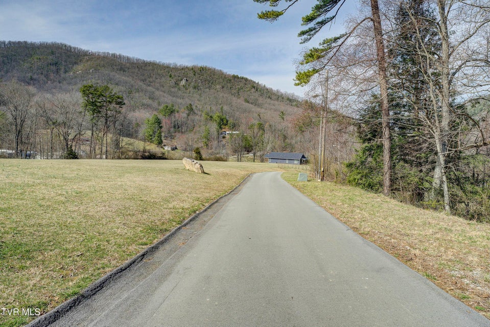 Photo #92: 1486 Dry Creek Road