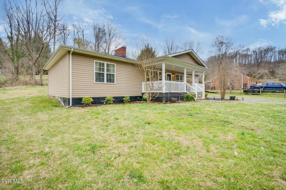 Photo #2: 209 Forest Drive