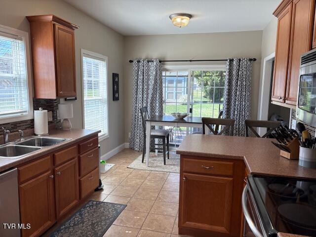 Photo #11: 16 Coy Court