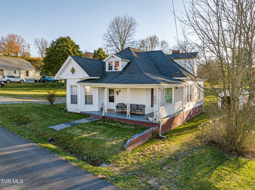 Photo #4: 230 Kirkwood Street