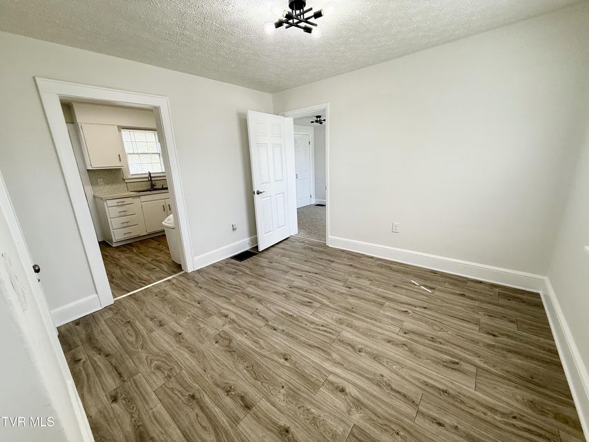 Photo #8: 1652 Virginia Avenue