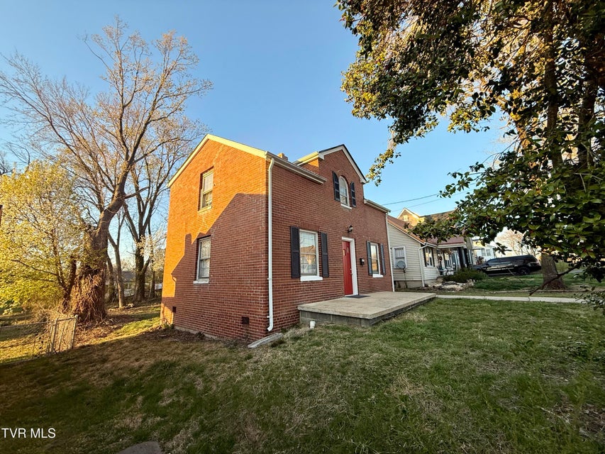 Photo #29: 1652 Virginia Avenue