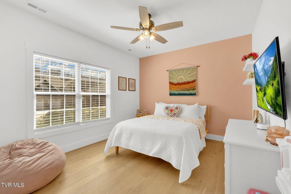 Photo #3: 626 Gardenia Drive