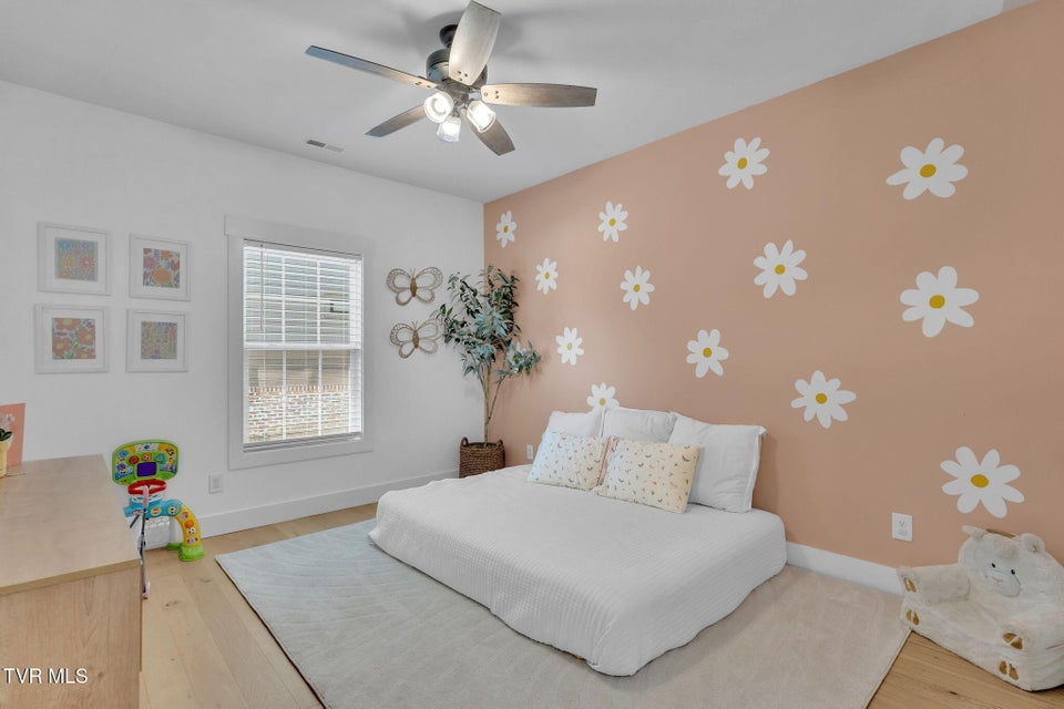Photo #7: 626 Gardenia Drive