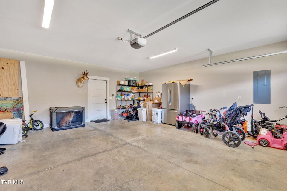 Photo #27: 626 Gardenia Drive