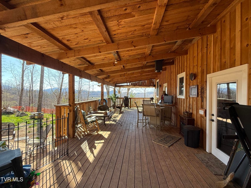 Photo #4: 180 Grand Country Drive