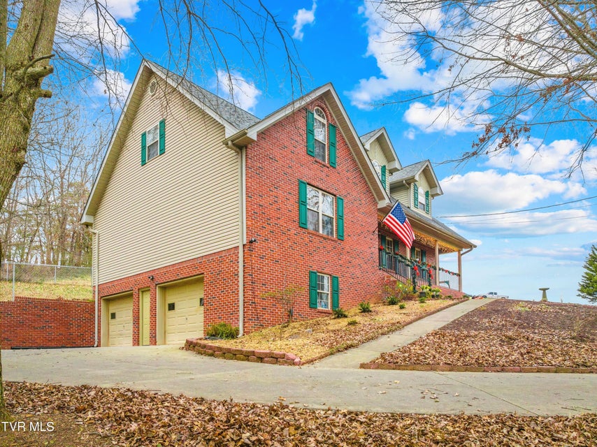 Photo #4: 3815 High Oak Drive