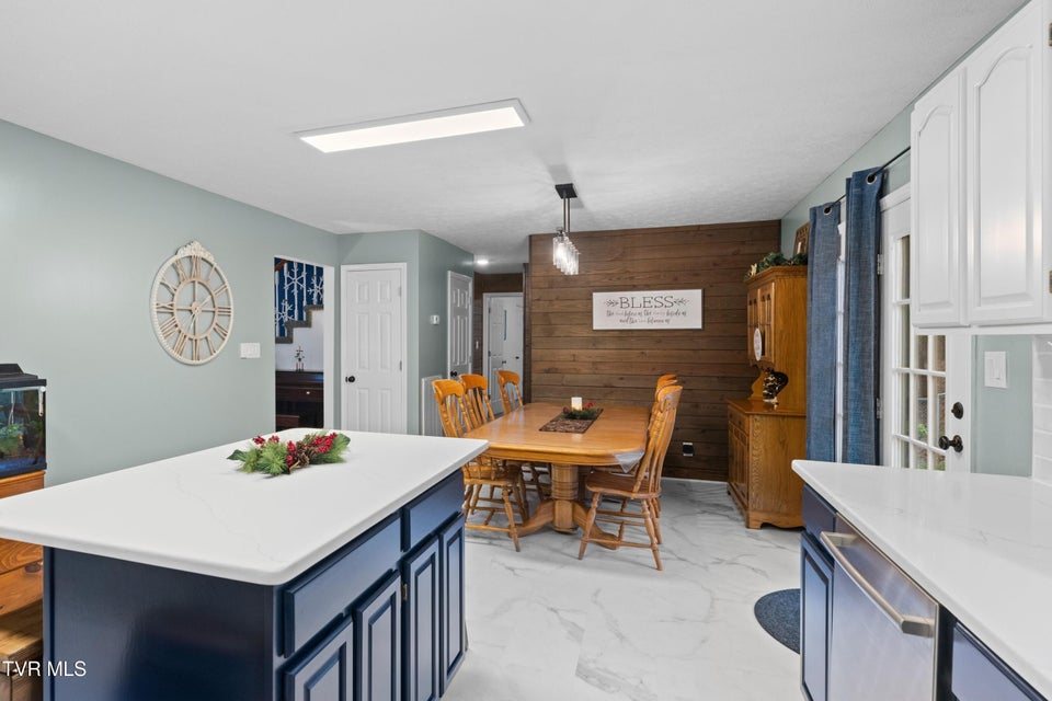 Photo #11: 3815 High Oak Drive