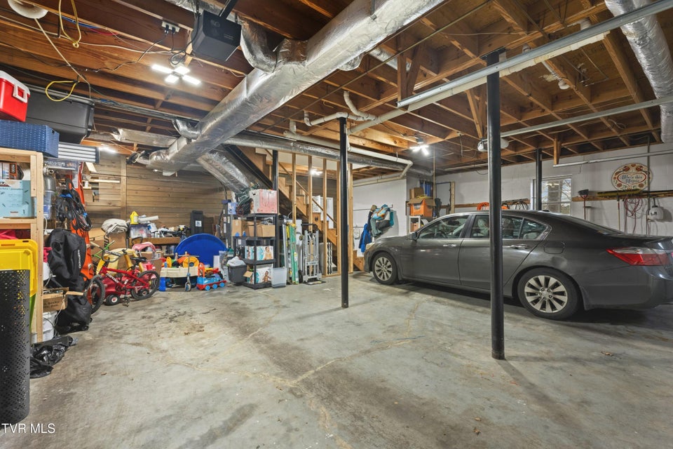 Photo #34: 3815 High Oak Drive