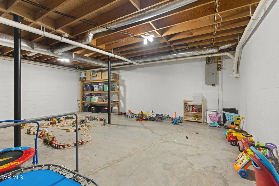 Photo #35: 3815 High Oak Drive