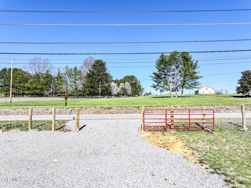 Photo #2: 640 Twin Barns Road