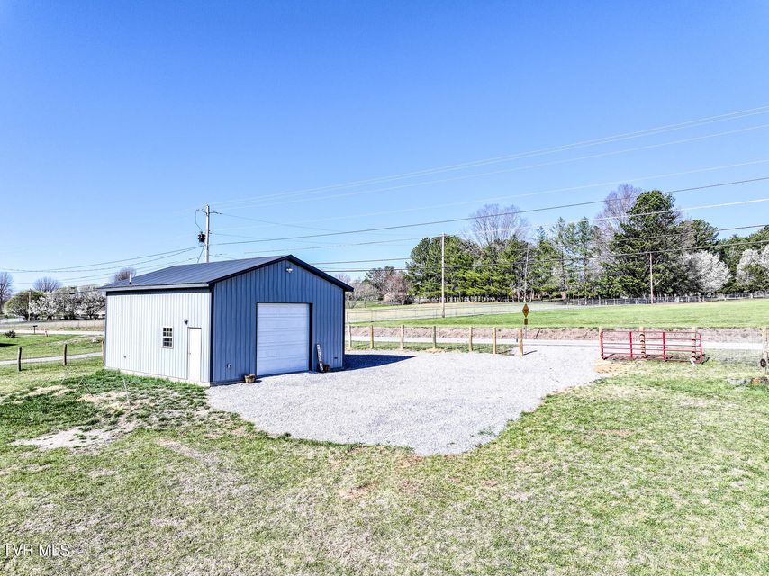 Photo #3: 640 Twin Barns Road