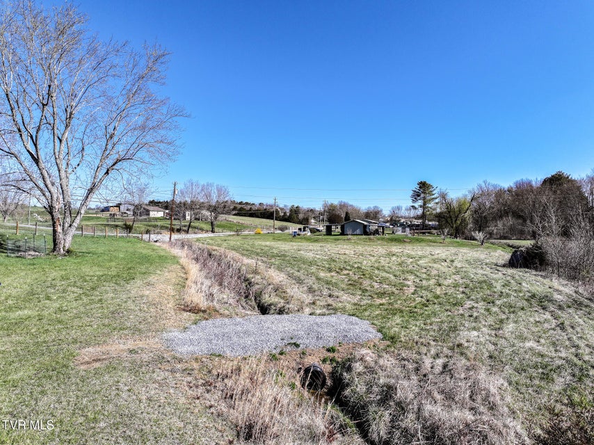 Photo #29: 640 Twin Barns Road
