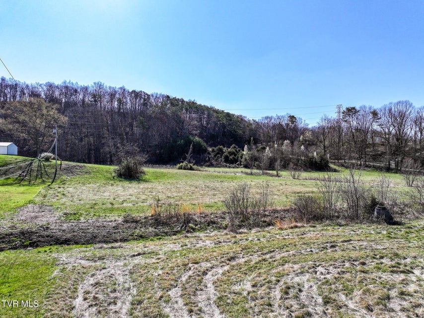 Photo #31: 640 Twin Barns Road