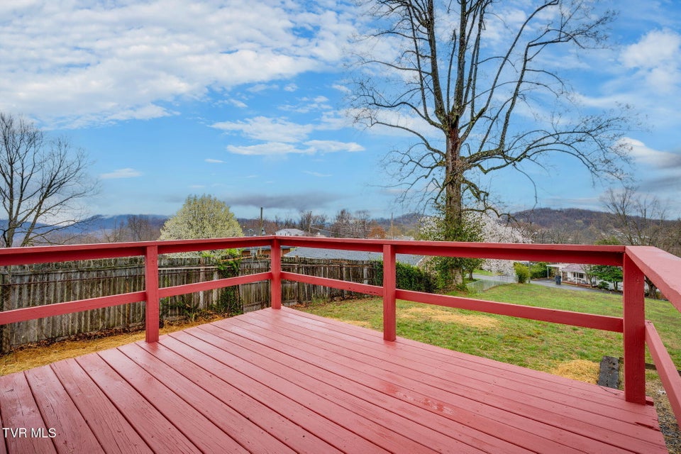 Photo #4: 1508 Highpoint Avenue