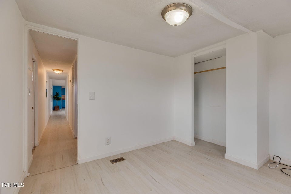 Photo #19: 1508 Highpoint Avenue