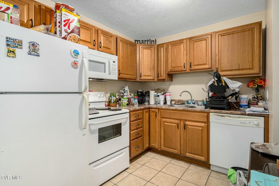 Photo #44: 133 Walker Street