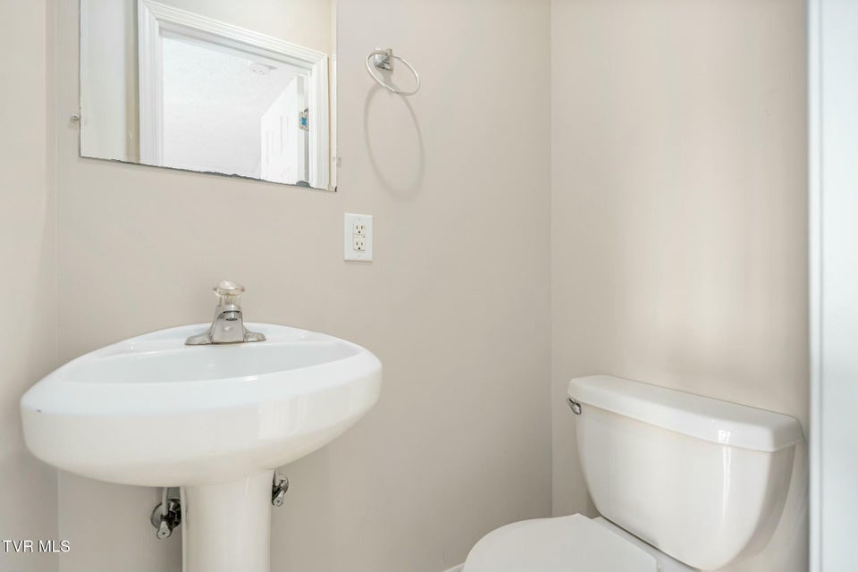 Photo #63: 133 Walker Street
