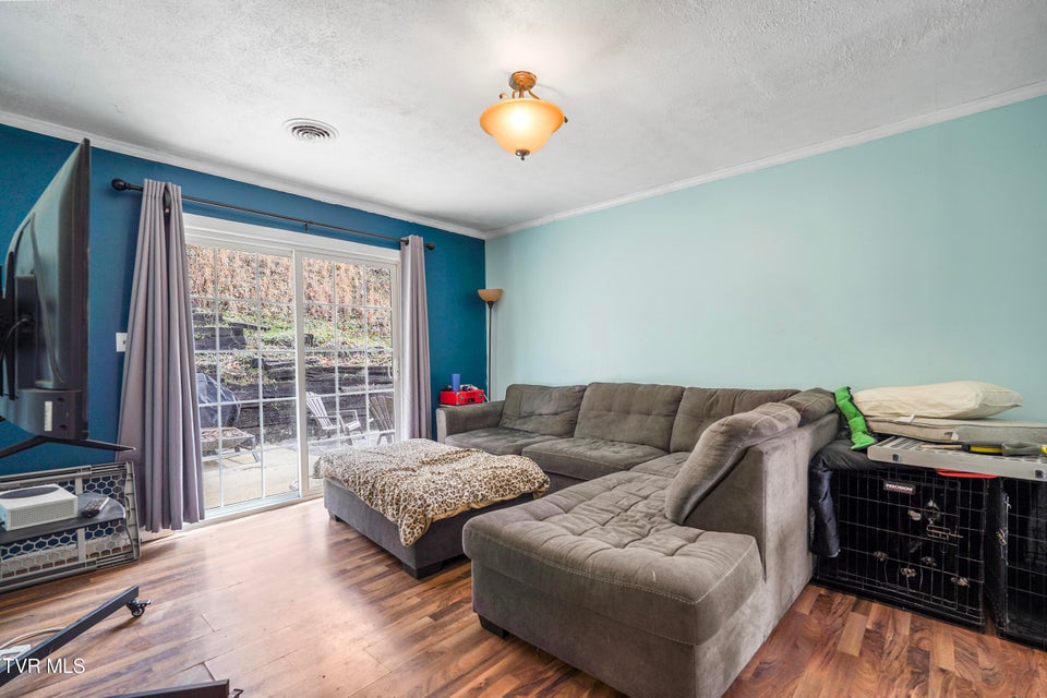 Photo #22: 420 Poplar Street