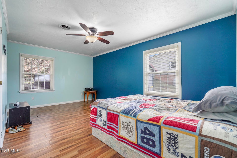 Photo #27: 420 Poplar Street