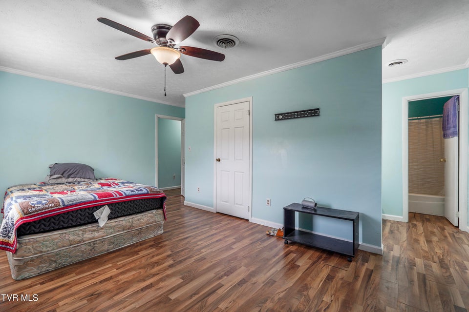 Photo #28: 420 Poplar Street