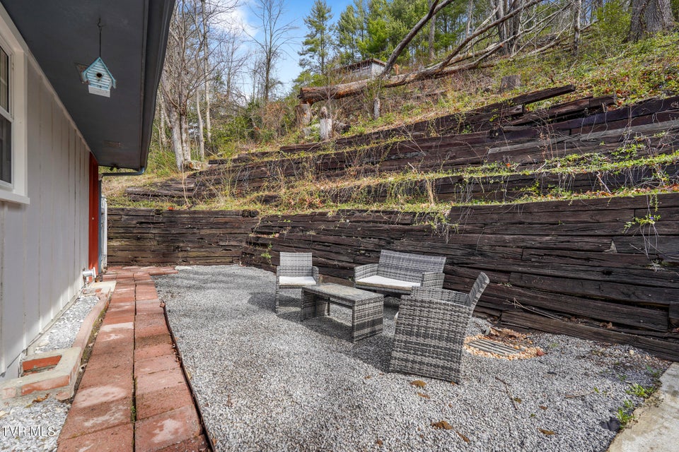 Photo #36: 420 Poplar Street