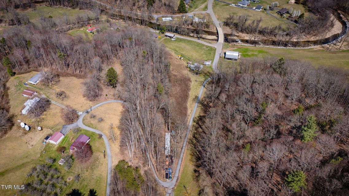 Photo #40: 501 Polly Erwin Road
