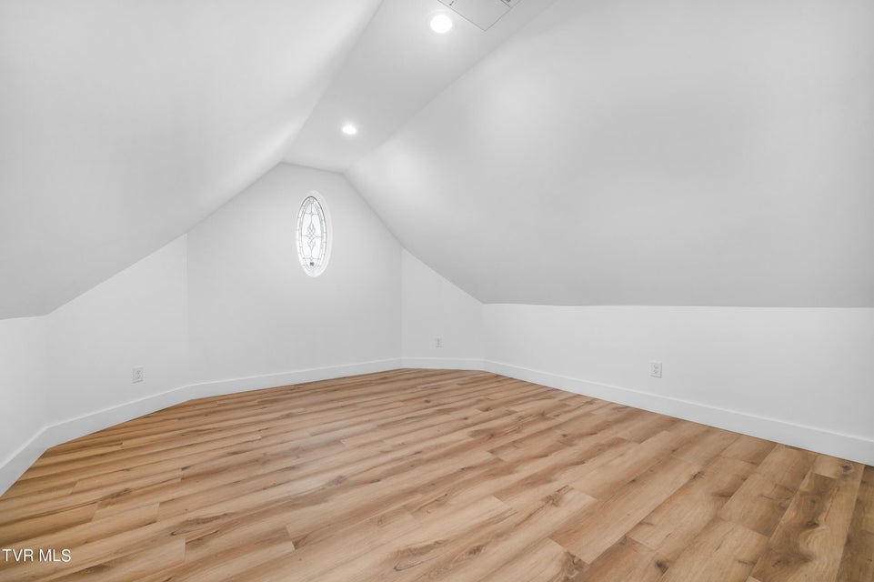Photo #38: 112 Chestnut Street