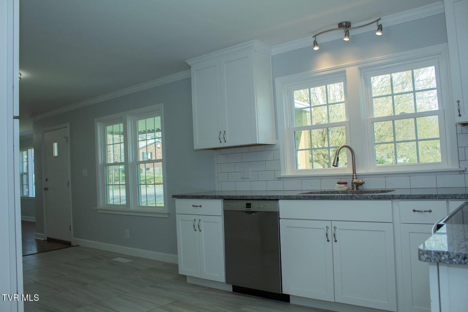 Photo #6: 2400 Bradley Street