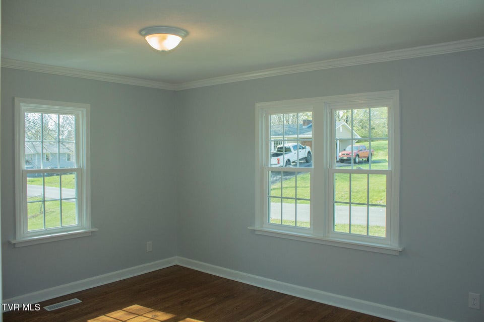Photo #10: 2400 Bradley Street