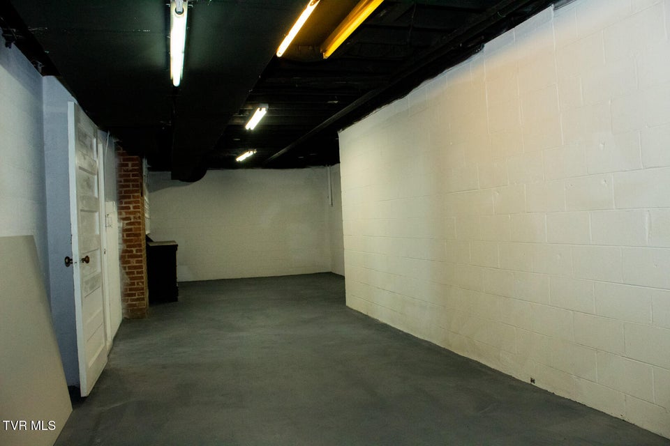 Photo #27: 2400 Bradley Street
