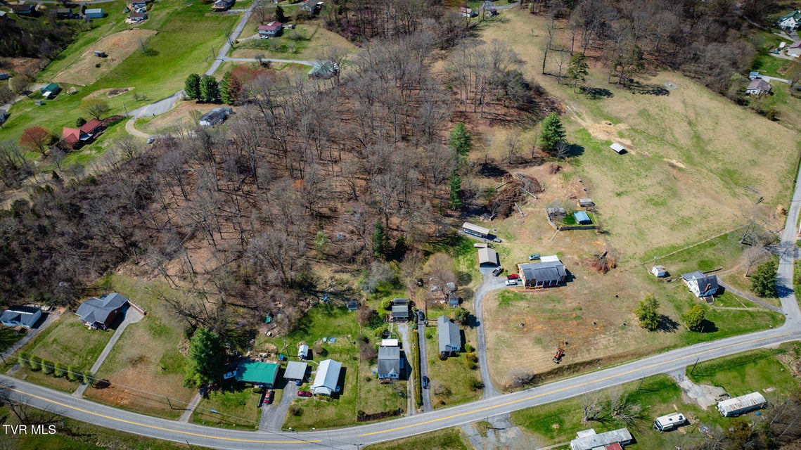 Photo #32: 2802 Forest View Road
